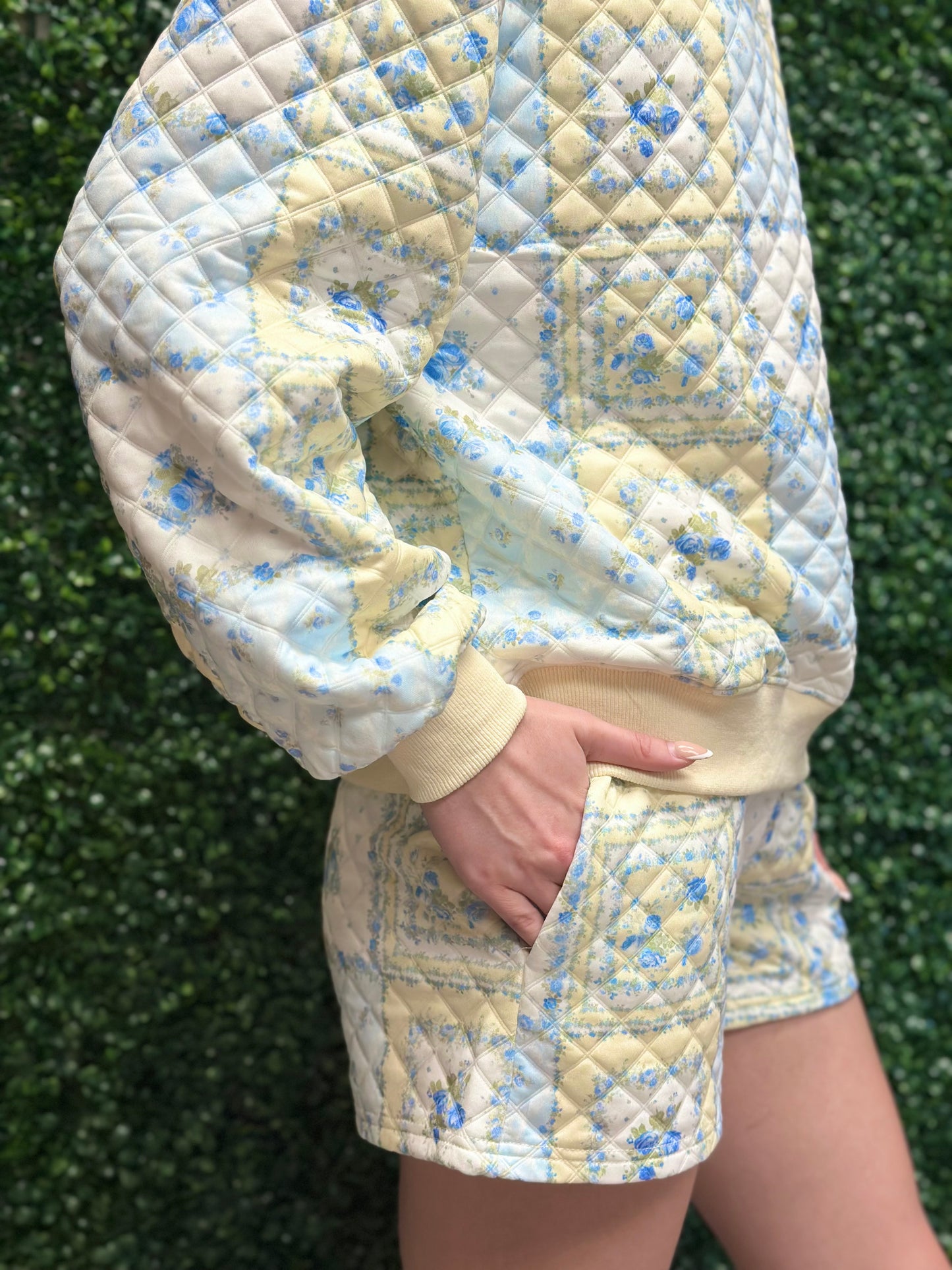 Rareraw Butter Yellow & Blue Quilted Patchwork Style Set